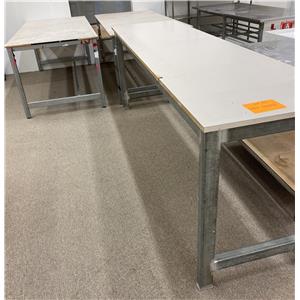 Lot 80

Work Benches